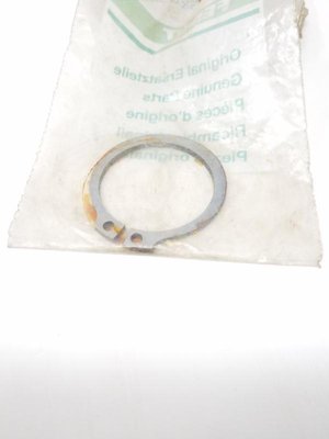 Pièce à définir - Sous famille pèce à définir - CIRCLIP