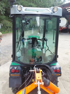 Tracteur agricole Ferrari COBRAM L65 AR