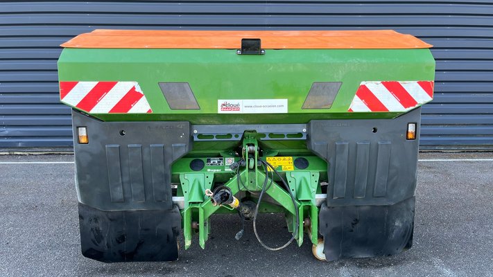 Distributeur d'engrais Amazone ZA-TS PROFIS TRONIC SUPER 3200
